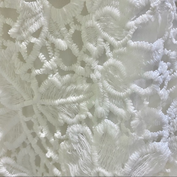 NWT DO+BE Designer White Lace Halter Neck Crop Top - Picture 6 of 9